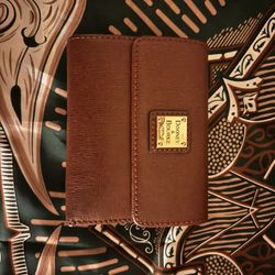 Dooney And Bourke Pebble Grain Small Flap