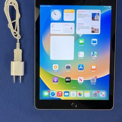 iPad 5th Gen 32 Gb - OS 16.7