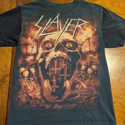 Medium Vintage Slayer Skulls & Crosses Band Tee Graphic T-Shirt Thrash Metal Rock Music