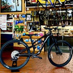 Cannondale Full Suspension Mountain Bike