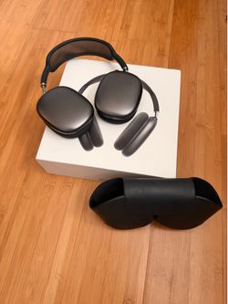 AIRPODS MAX first gen