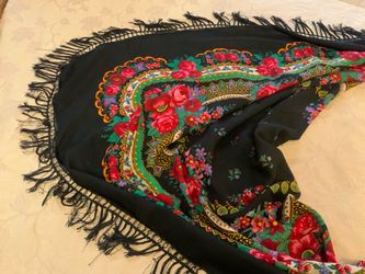 Vintage Japanese Wool Folk Scarf Floral Babushka Shawl Fringe Black 51x51