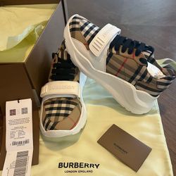 Burberry shoes