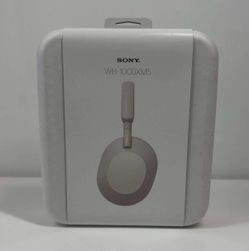 New Sony WH-1000XM5 Wireless Over-Ear Bluetooth Headphones Silver YY2954