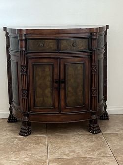 Decorative cabinet