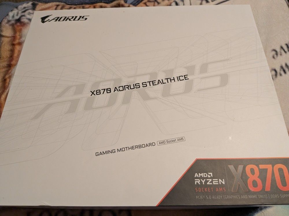 Gigabyte Aorus Stealth Ice X870 Motherboard