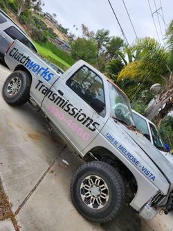 1989 Nissan Truck