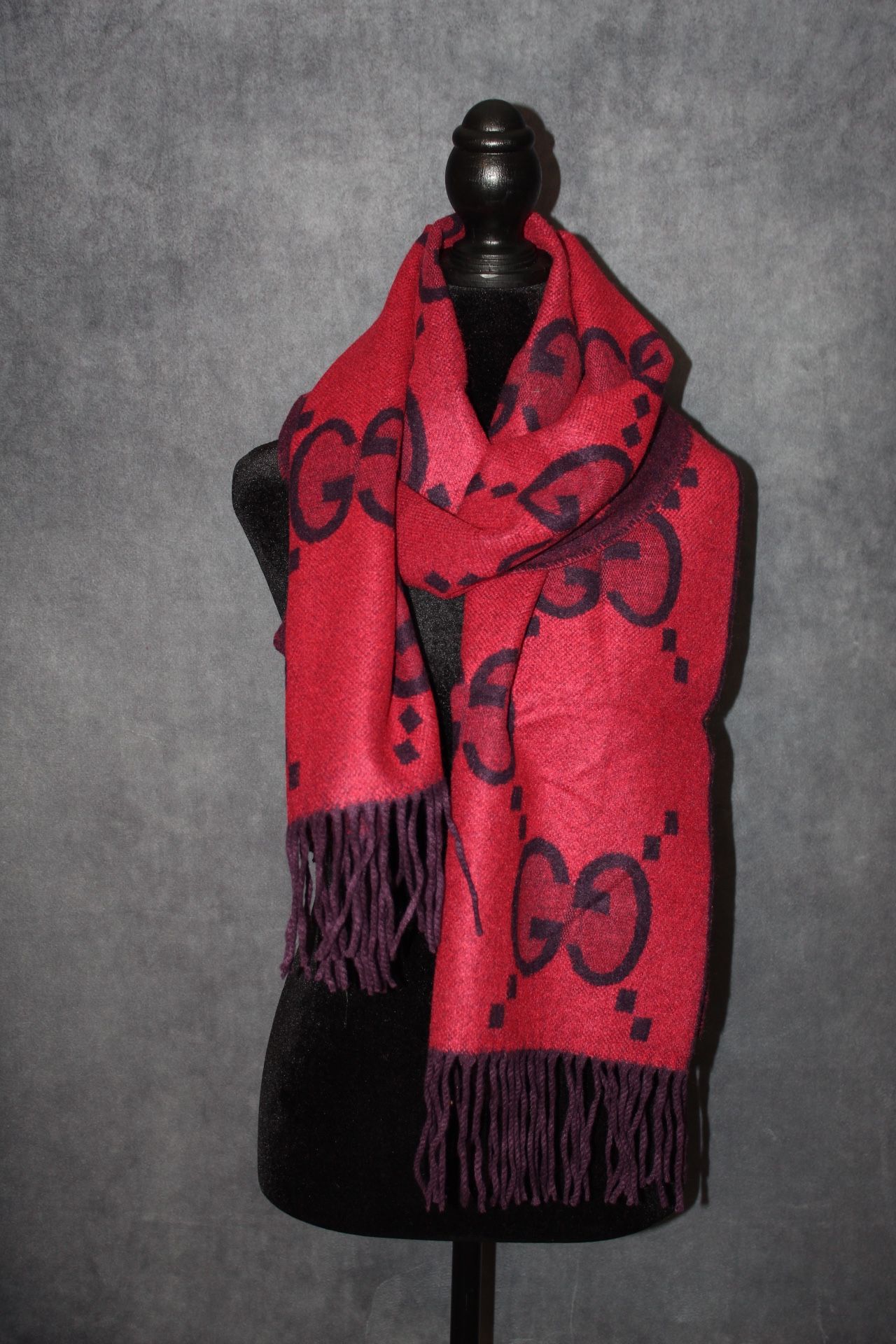 Gucci Scarf Red /Bordeaux 