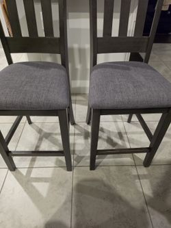 5-Piece Counter Height Dining Table Set w/ 4 Chairs – MOVING SALE