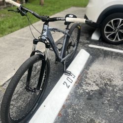 C1OO V3