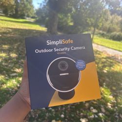 2 New SimpliSafe Outdoor Security Cameras