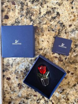 Swarovski Flower Dreams Red Rose Crystal Figurine