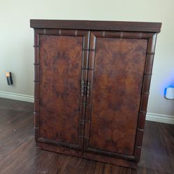 California Foldable Bar