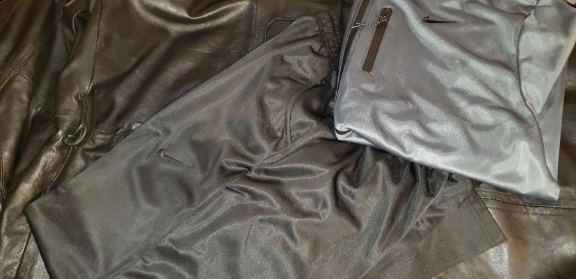 XL Gray and Black Jogging Suit 