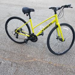 Hybrid Trek Bike