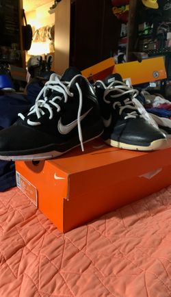 Nike shoes size 6.5