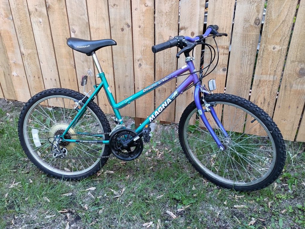 Magna Double Divide 24"