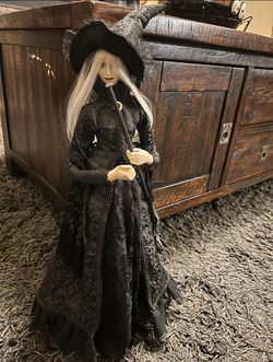 Halloween decorations 2