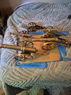 Desktop brass cannons