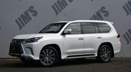 2017 Lexus LX 570