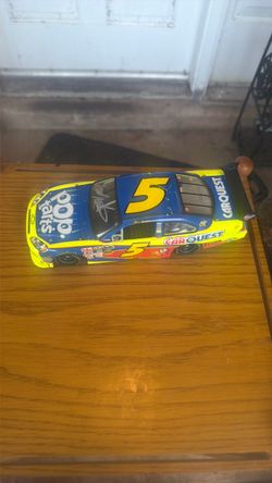 Autographed Mark Martin Die Cast #5 Pop Tarts Car