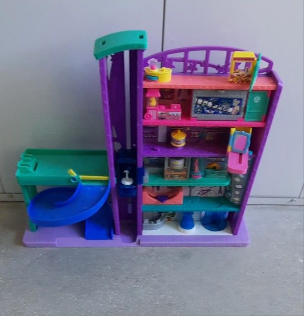 Polly Pocket Pollyville Mega Mall Playset Toy