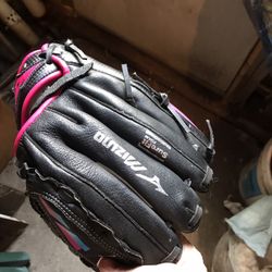 Girls Baseball Glove, (read Description)