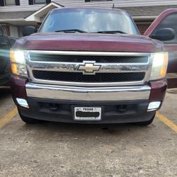 Chevrolet Silverado 2008 4x4, 5.3, V8, Beige Cabina Y Media