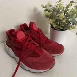 Nike Huaraches for Sale in North Las Vegas, NV - OfferUp