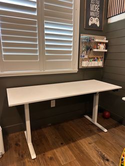 White Electric Standing Desk