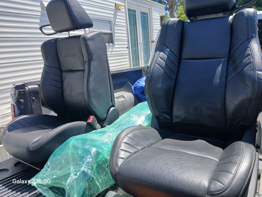 SRT Leather Seats, Available