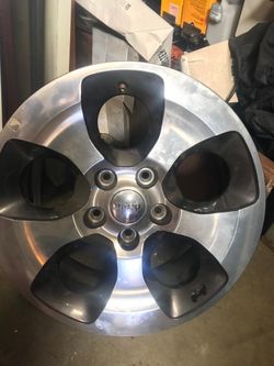 Jeep Sahara Rim