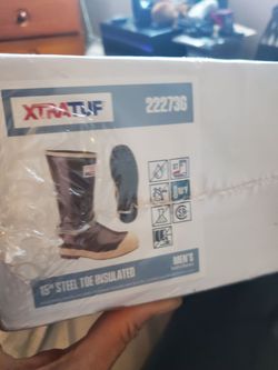 New Sealed box size 4 men's