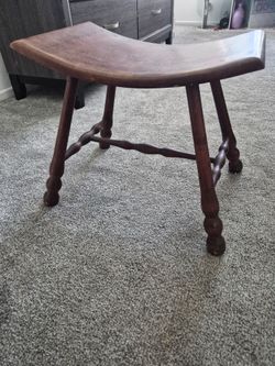 Saddle Stool