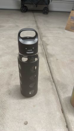 Glass Water Bottle with Silicone Sleeve