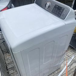 Samsung Dryer In Excellent Condition 