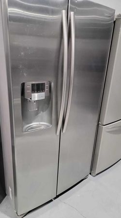 Samsung Side-by-Side Stainless Steel Refrigerator Fridge
