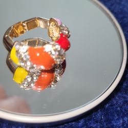 New FASHION Ring Fits 9-10 Size