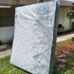 NEW QUEEN MATTRESS AND BOX SPRING -- Also Available In All Sizes.