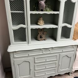 CUTE LIGHT SAGE CABINET AT PICKY PINCHERS 1621 N HIGHLAND AVE CLEARWATER OPEN NOON TO 6pm