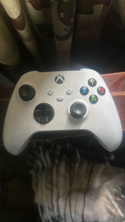 XBOX SERIES CONTROLLER