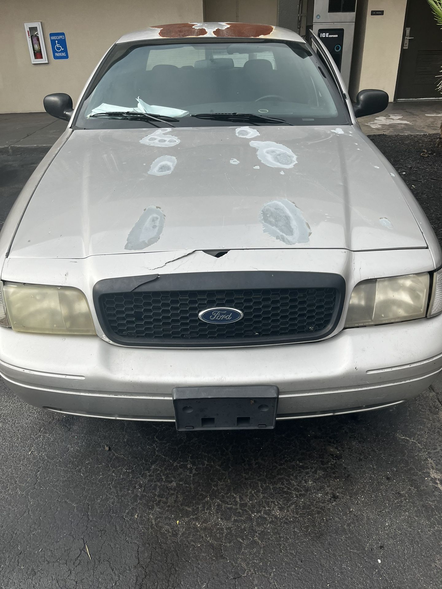2006 Ford Crown Victoria