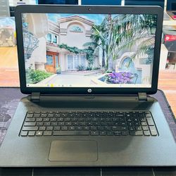 HP NoteBook 17” AMD A10-7300 1.90Ghz 6GB 256GB Windows 10 
Radeon R6 Graphics 1GB VRAM