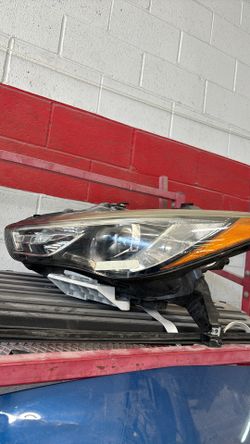 Left tail light 2022X 60