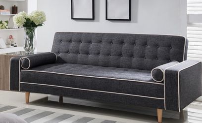 New futon couch / free delivery