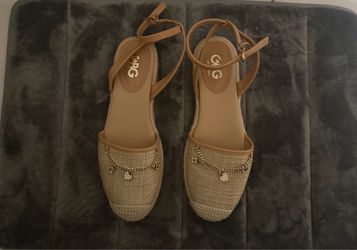 G by Guess Espadrille Wedge Sandals 10