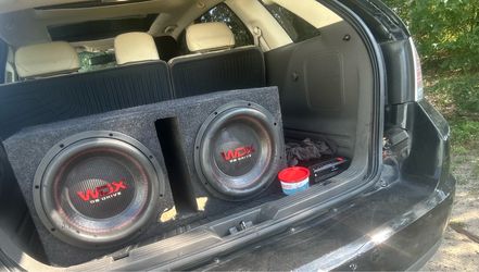 2 12s in a box comes with amp