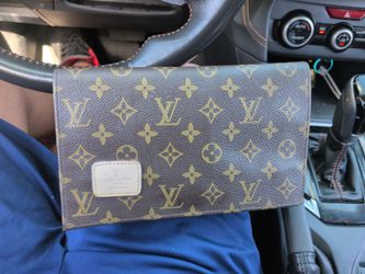 Louis Vuitton Monogram Canvas Wallet