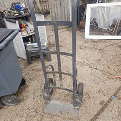 Grainger 800 lb weight limit hand truck