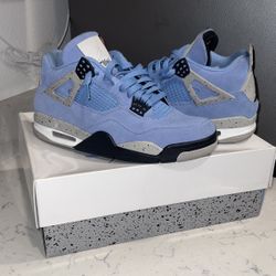 Jordan retro 4s UNC, Size 9.5